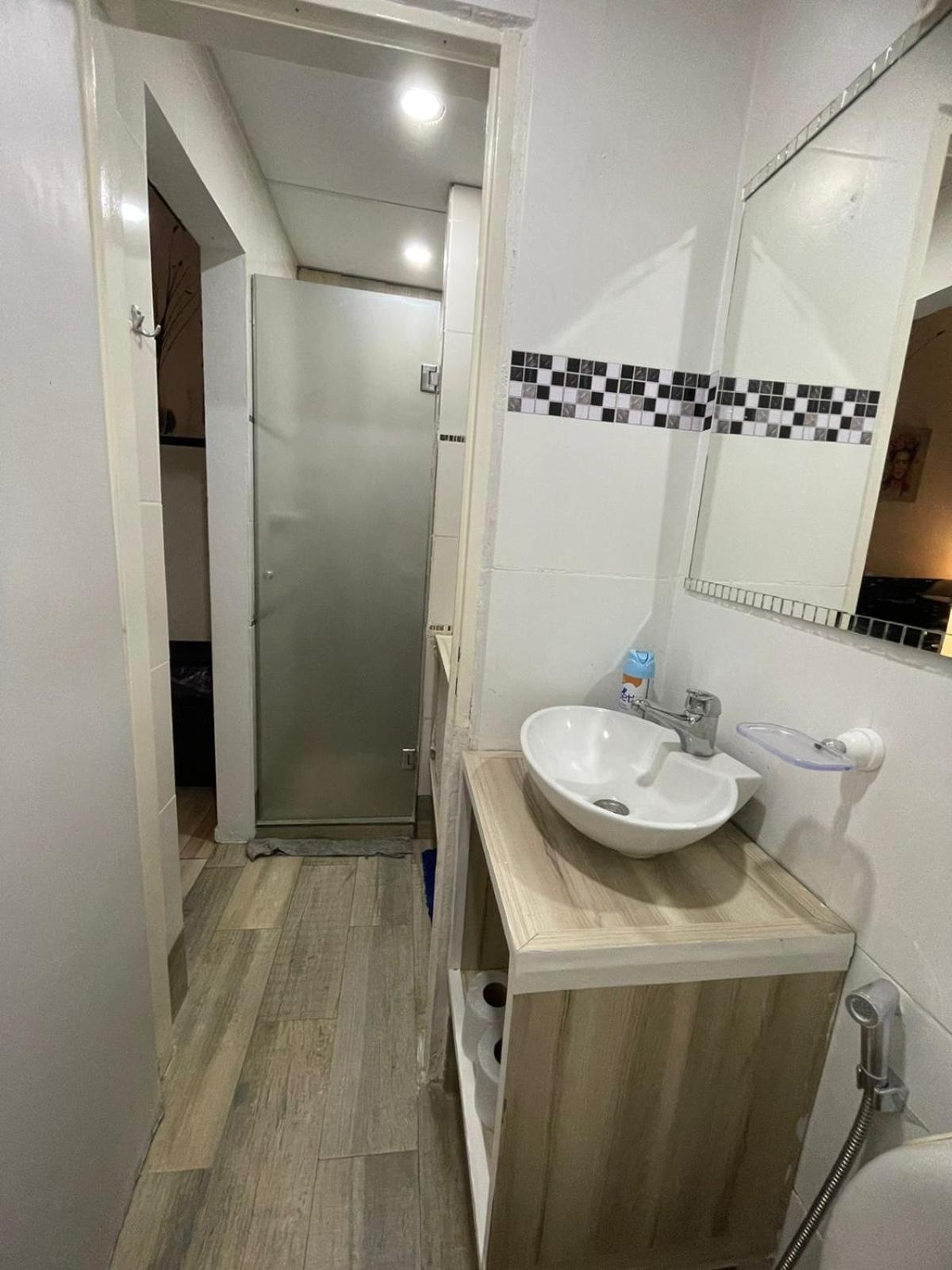 Hospedaje 3 Aeropuerto Ezeiza Pet Friendly Tranfer Gratis Desde Y Hacia El Aeropuerto De Ezeiza A 20 Minutos Apartment Exterior photo